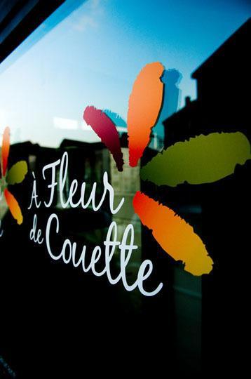 A Fleur De Couette Hotell Auvelais Exteriör bild
