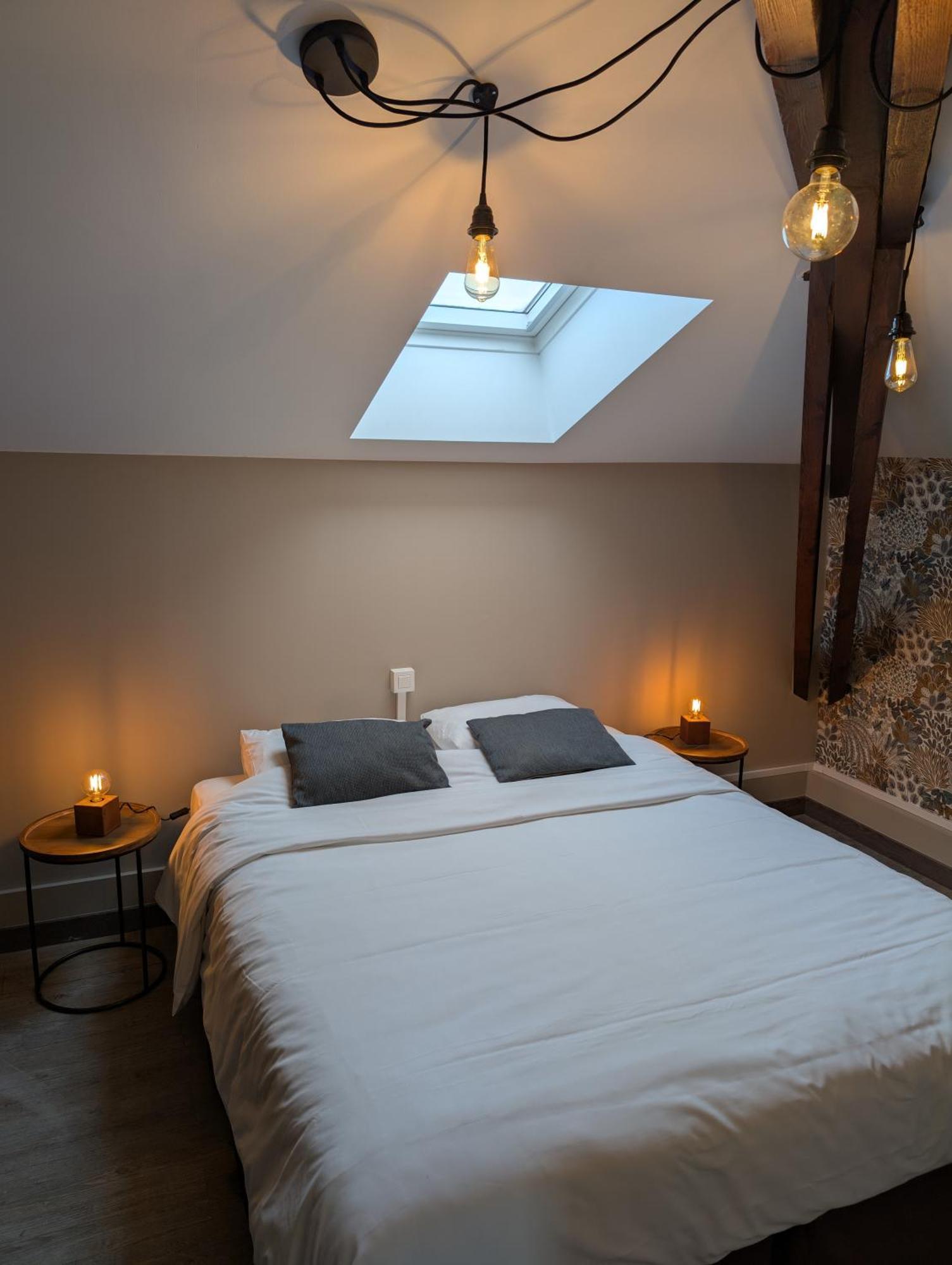 A Fleur De Couette Hotell Auvelais Exteriör bild